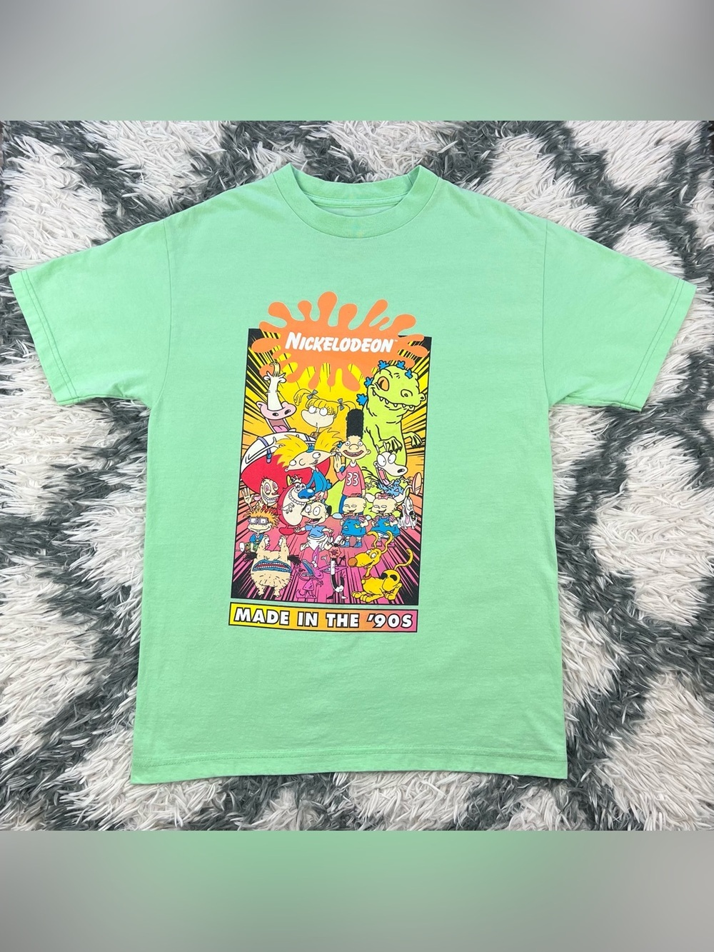 Nickelodeon Men’s Green Graphic T-shirt Size Medium